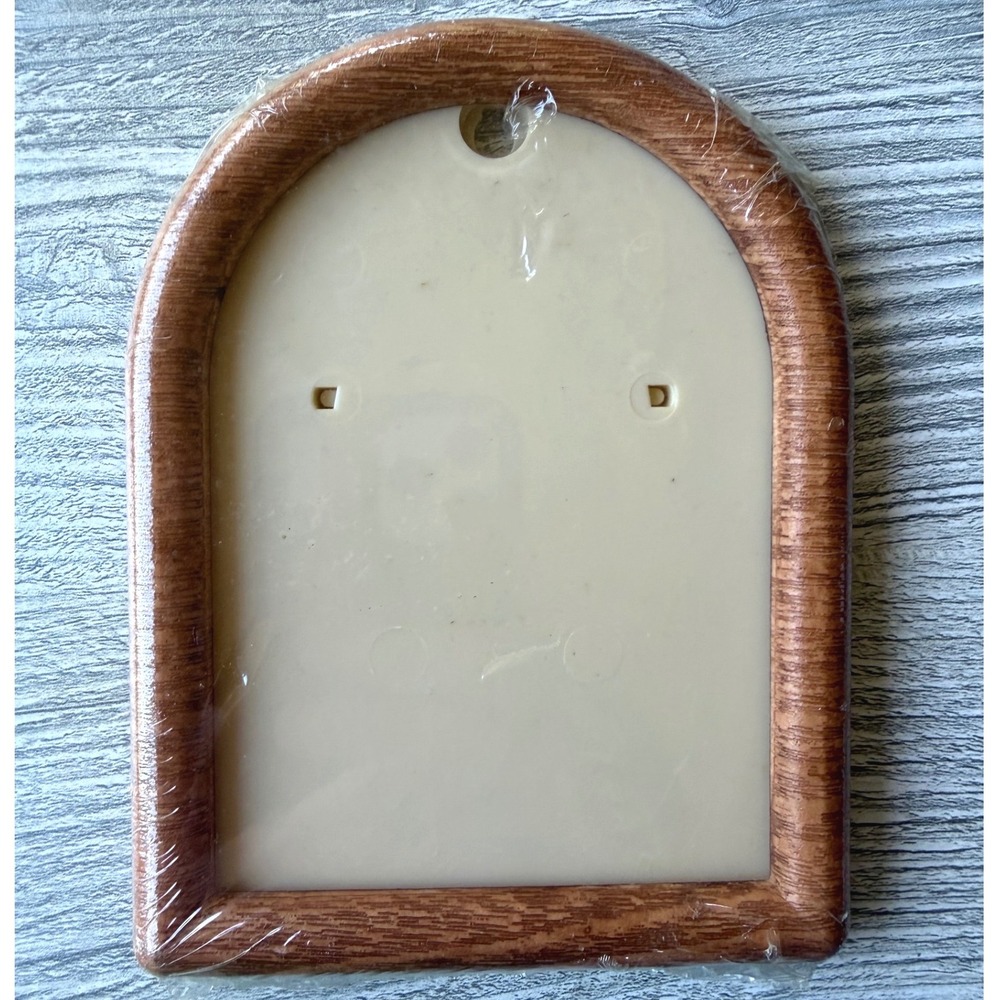VTG Whats New Country Traditional Cathedral Craft Frame Arched Faux Wood 6x4.5